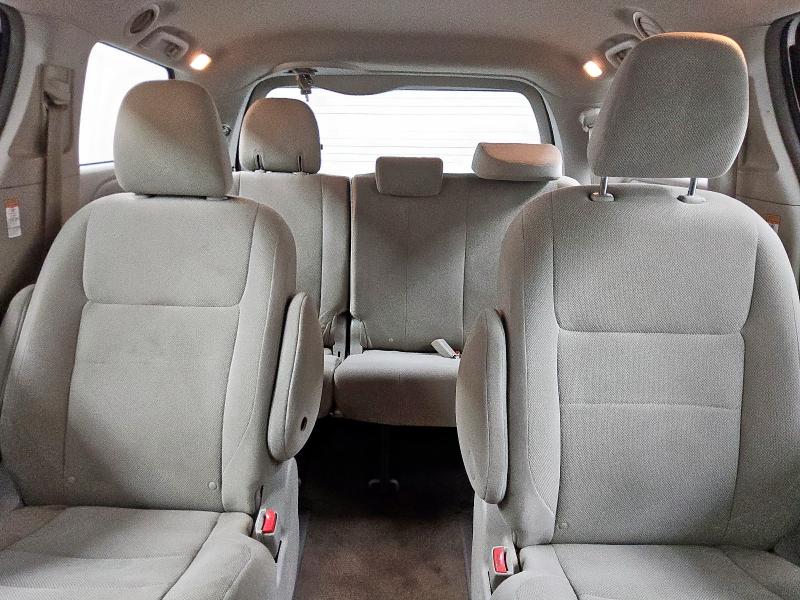 Photo 10 from auction – 2017 TOYOTA SIENNA with VIN 5TDZZ3DCXHS842694