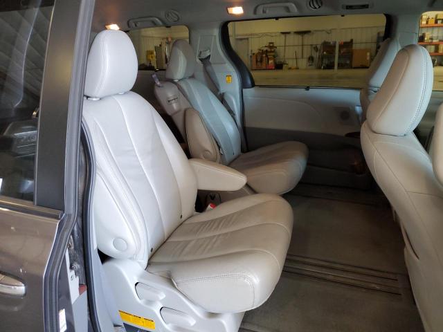 Photo 11 from auction – 2011 TOYOTA SIENNA XLE with VIN 5TDYK3DC4BS067297