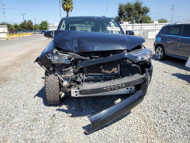 Photo 5 from auction – 2019 TOYOTA 4RUNNER SR with VIN JTEZU5JR7K5211588