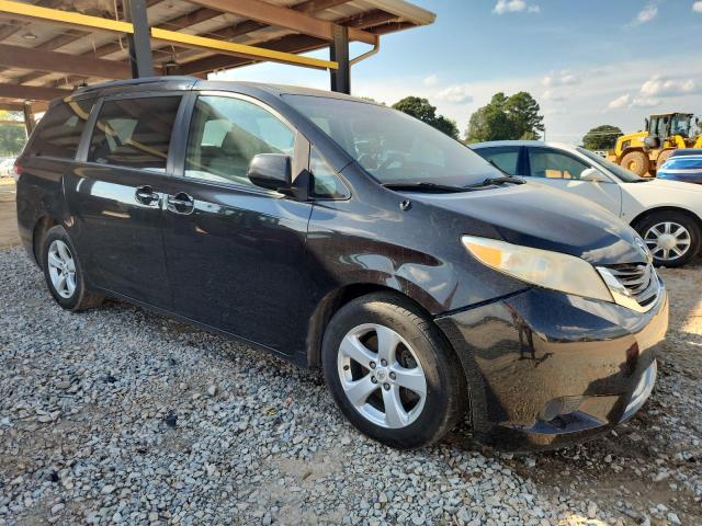 Photo 4 from auction – 2011 TOYOTA SIENNA LE with VIN 5TDKK3DC8BS014009