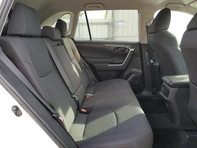 Photo 11 from auction – 2021 TOYOTA RAV4 LE with VIN 2T3F1RFV3MC219682