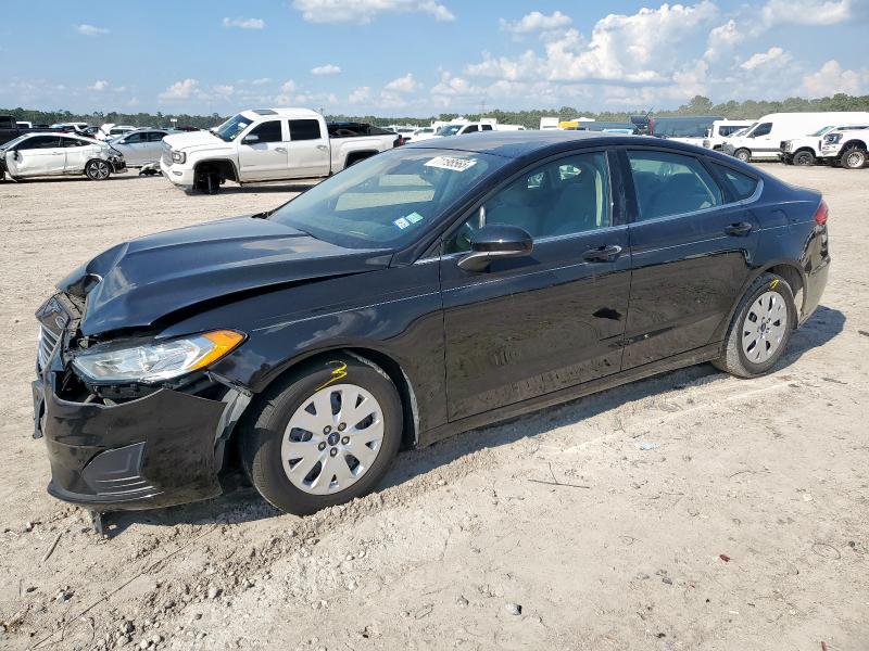 FORD FUSION S 2019 with VIN 3FA6P0G76KR282971 - Photo from auction
