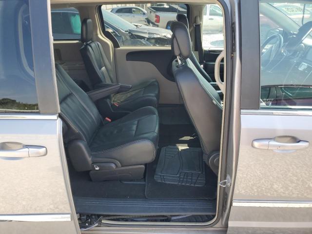 Photo 11 from auction – 2015 CHRYSLER TOWN & COU with VIN 2C4RC1BG3FR696446
