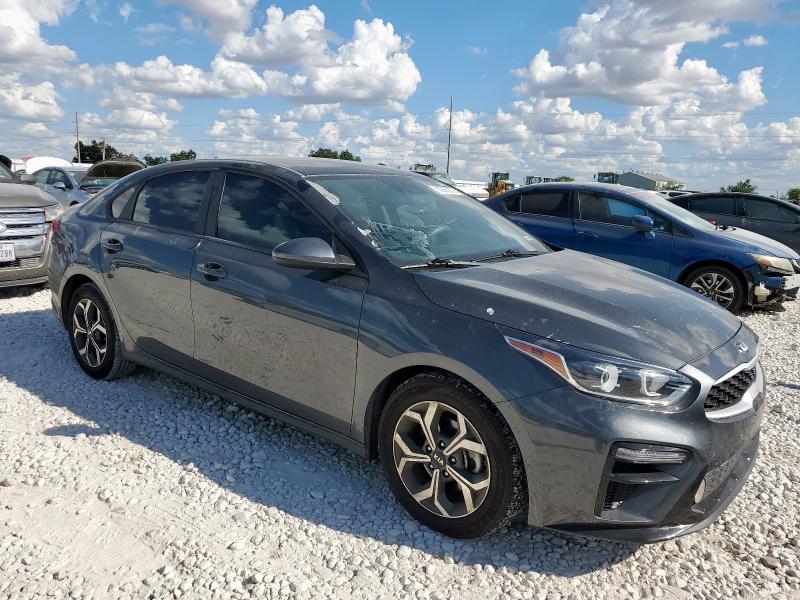 Photo 4 from auction – 2021 KIA FORTE FE with VIN 3KPF24AD8ME345111