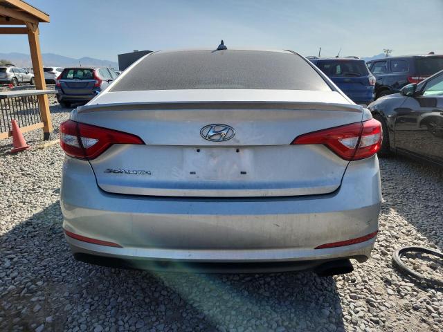 Photo 6 from auction – 2017 HYUNDAI SONATA SE with VIN 5NPE24AF9HH466180