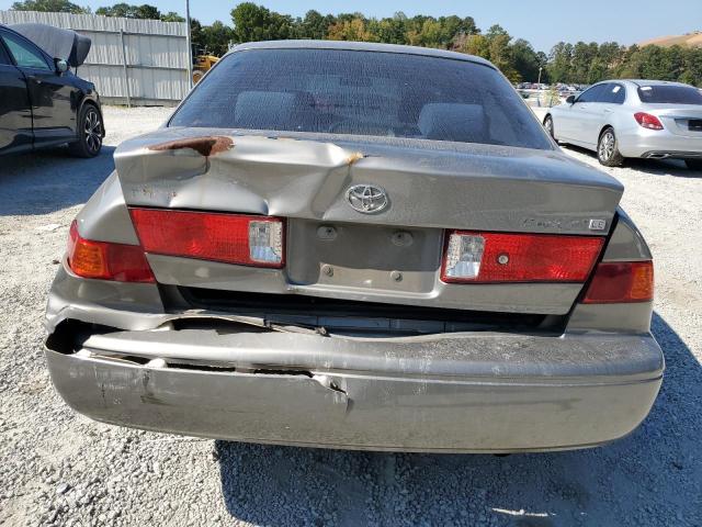 Photo 6 from auction – 2000 TOYOTA CAMRY CE with VIN 4T1BG28K7YU664852