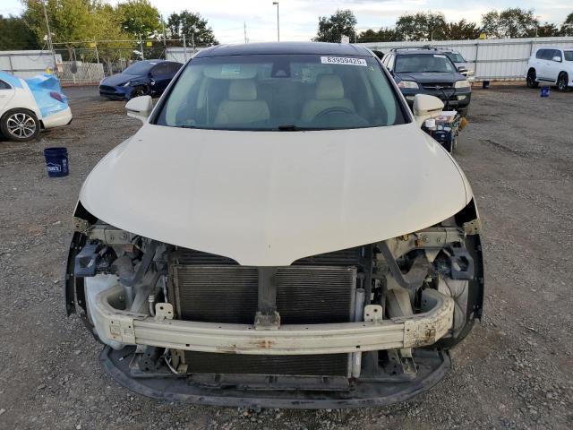 Photo 5 from auction – 2016 LINCOLN MKX RESERV with VIN 2LMTJ8LR7GBL59941