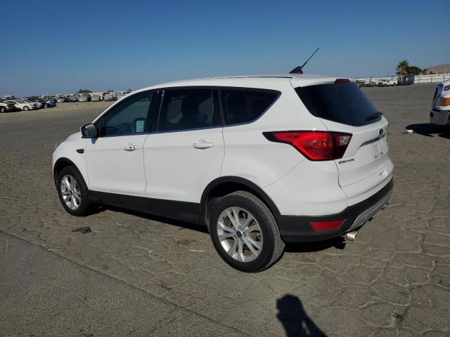 Photo 2 from auction – 2019 FORD ESCAPE SE with VIN 1FMCU9GDXKUC33857