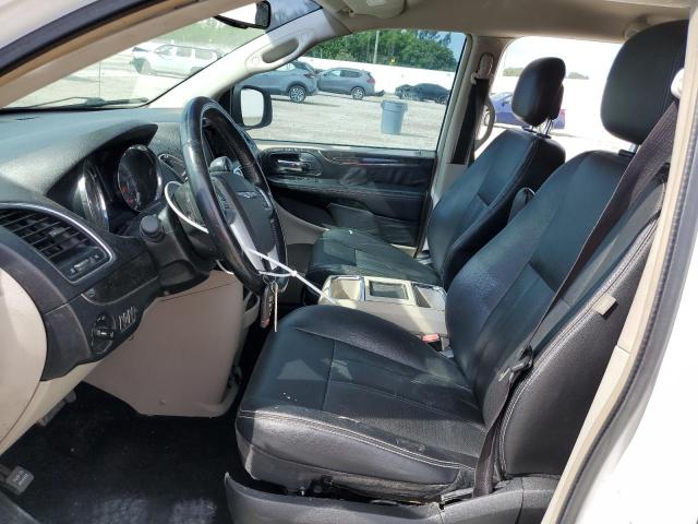 Photo 7 from auction – 2014 CHRYSLER TOWN & COU with VIN 2C4RC1BGXER159376
