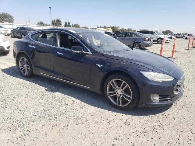 Photo 4 from auction – 2015 TESLA MODEL S 85 with VIN 5YJSA1H14FF080616