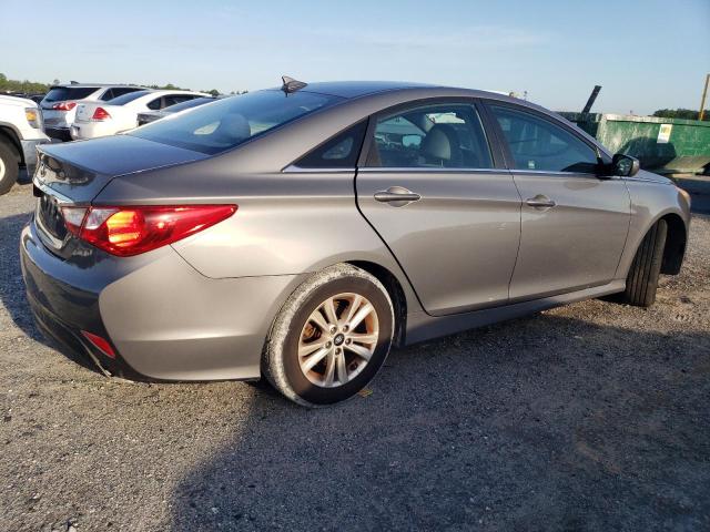 Photo 3 from auction – 2014 HYUNDAI SONATA GLS with VIN 5NPEB4AC8EH887793