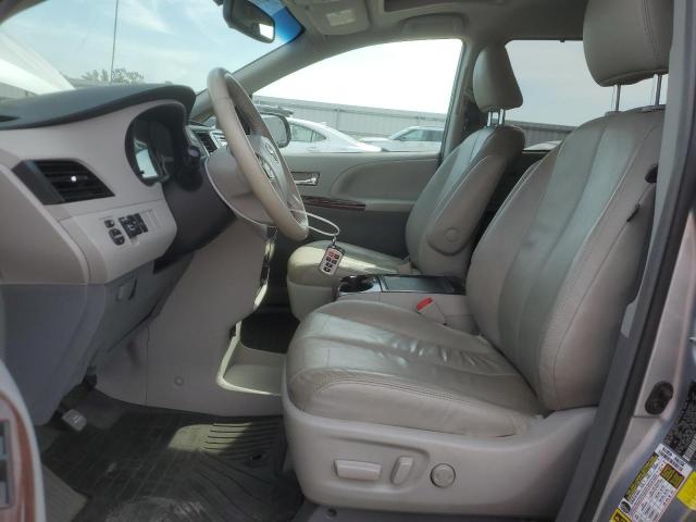 Photo 7 from auction – 2014 TOYOTA SIENNA XLE with VIN 5TDYK3DCXES426267
