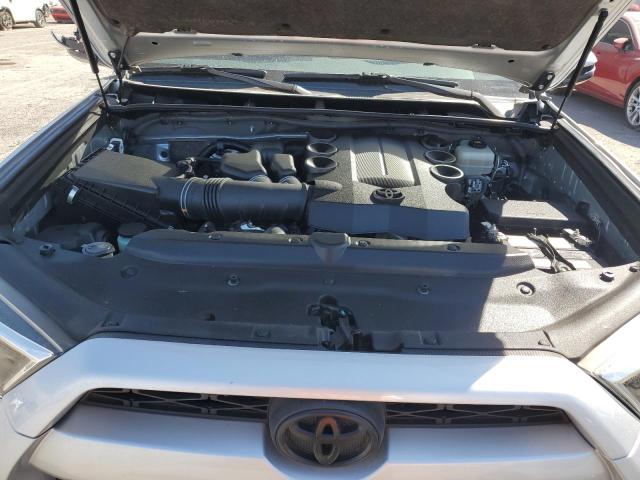 Photo 12 from auction – 2019 TOYOTA 4RUNNER SR with VIN JTEBU5JR8K5676124