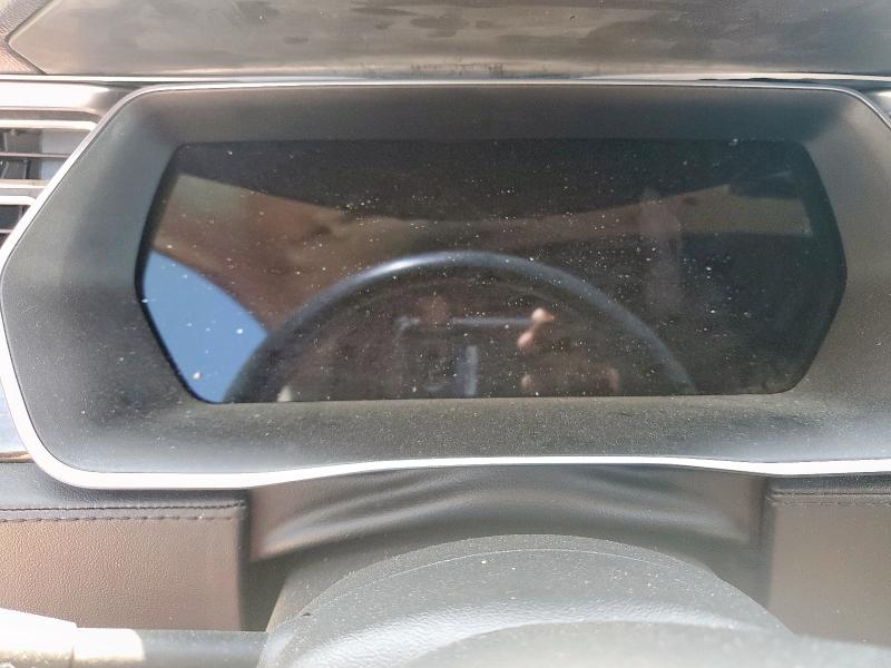 Photo 9 from auction – 2014 TESLA MODEL S with VIN 5YJSA1H15EFP44971