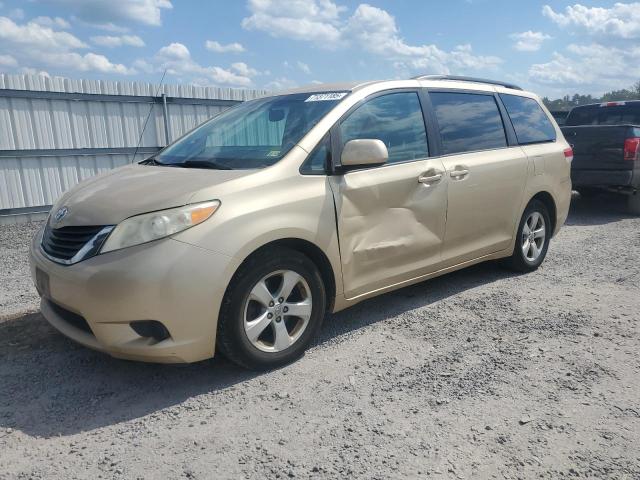 TOYOTA SIENNA LE 2011 مع رقم تعريف المركبة 5TDKK3DC4BS104192 - صورة من المزاد