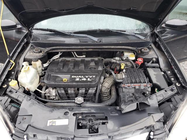 Photo 11 from auction – 2014 CHRYSLER 200 LX with VIN 1C3CCBAB8EN204950