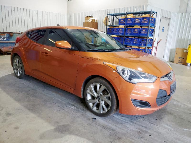 Photo 4 from auction – 2016 HYUNDAI VELOSTER with VIN KMHTC6AD9GU290259