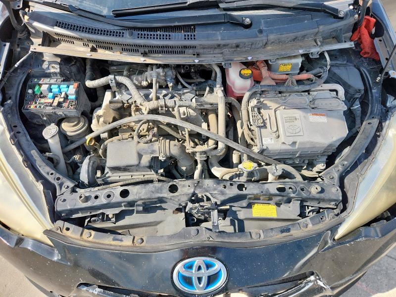 Photo 12 from auction – 2012 TOYOTA PRIUS C with VIN JTDKDTB37C1524721