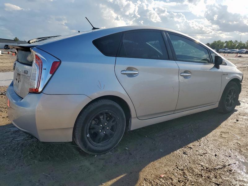 Photo 3 from auction – 2012 TOYOTA PRIUS with VIN JTDKN3DUXC1514798