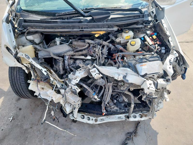 Photo 11 from auction – 2011 TOYOTA PRIUS with VIN JTDKN3DU1B0299977
