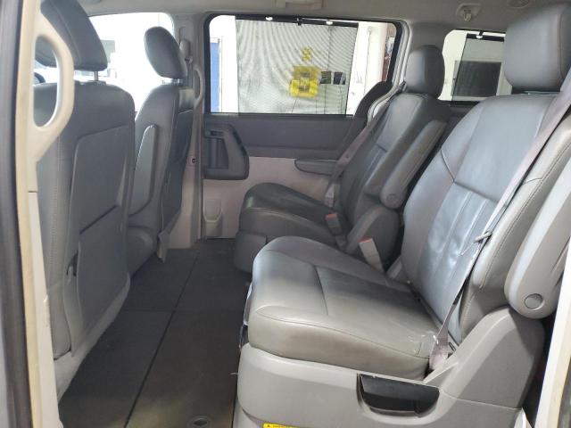Photo 11 from auction – 2008 CHRYSLER TOWN & COU with VIN 2A8HR54PX8R690928