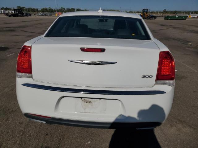 Photo 6 from auction – 2015 CHRYSLER 300 LIMITE with VIN 2C3CCAAG2FH769436