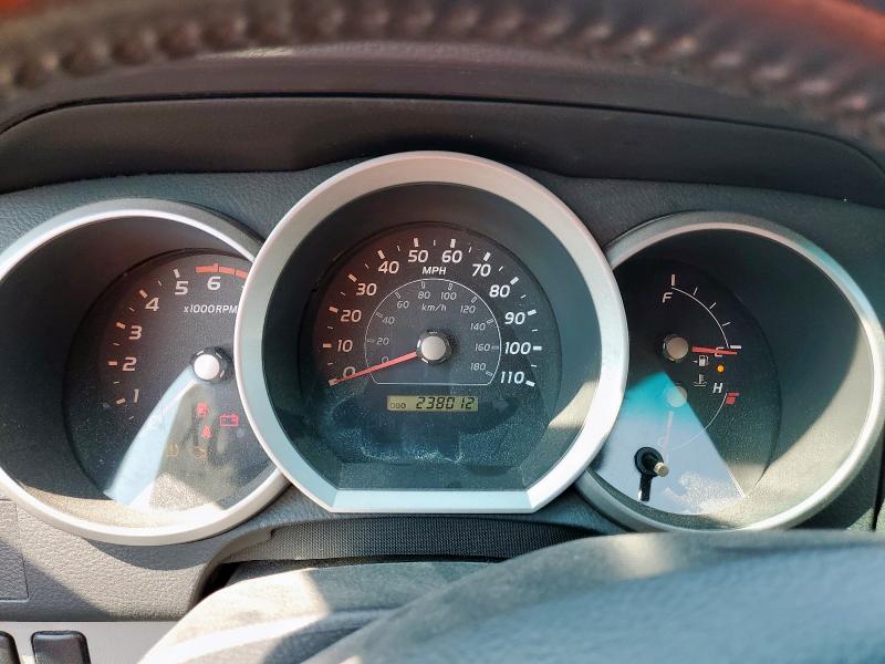 Photo 9 from auction – 2006 TOYOTA 4RUNNER SR5 with VIN JTEZU14R560081107