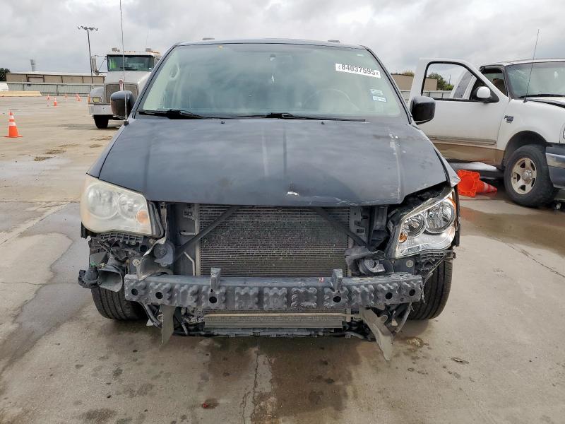Photo 5 from auction – 2014 CHRYSLER TOWN & COU with VIN 2C4RC1BG0ER272138