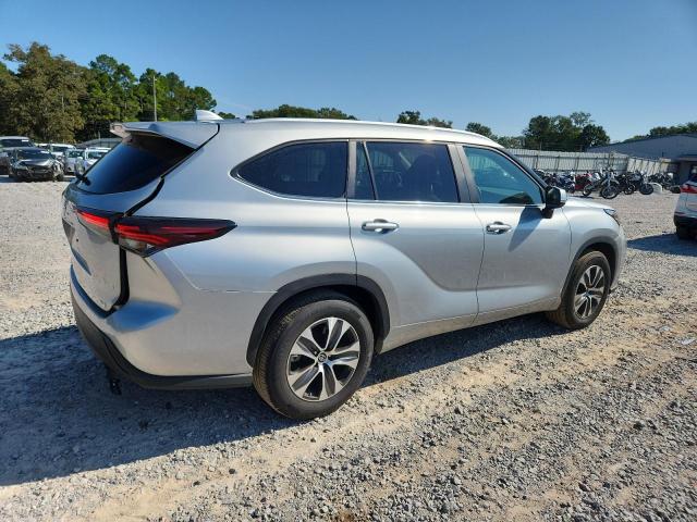 Zdjęcie 3 z aukcji – 2024 TOYOTA HIGHLANDER z VIN 5TDKDRAH3RS544640
