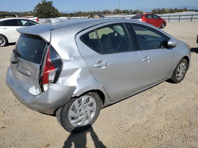 Photo 3 from auction – 2015 TOYOTA PRIUS C with VIN JTDKDTB30F1577751
