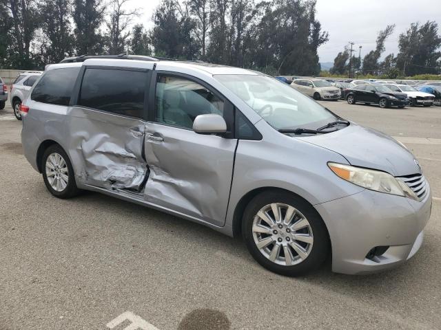 Photo 4 from auction – 2012 TOYOTA SIENNA XLE with VIN 5TDDK3DC4CS040195