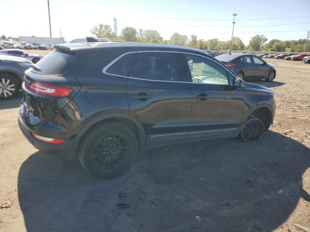 Photo 3 from auction – 2017 LINCOLN MKC RESERV with VIN 5LMTJ3DH0HUL39513