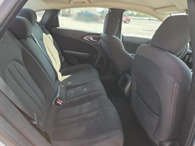 Photo 10 from auction – 2015 CHRYSLER 200 LIMITE with VIN 1C3CCCAB4FN717443