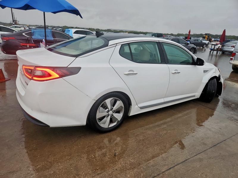 Photo 3 from auction – 2016 KIA OPTIMA EX with VIN KNAGN4AD0G5092259