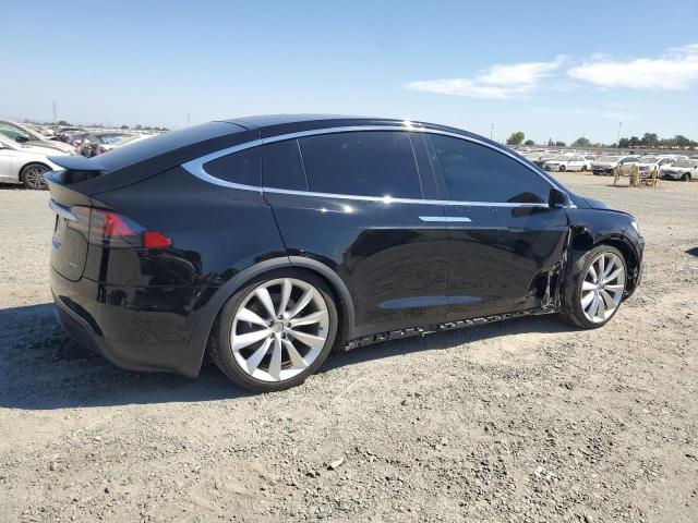 Photo 3 from auction – 2020 TESLA MODEL X with VIN 5YJXCBE24LF243294