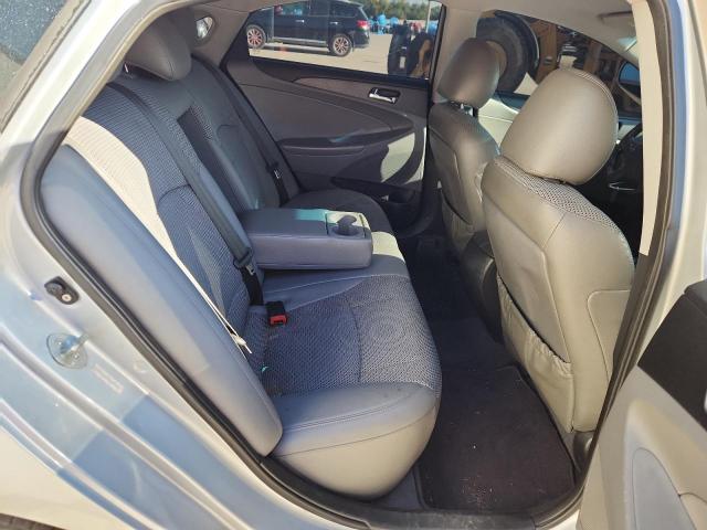 Photo 10 from auction – 2011 HYUNDAI SONATA SE with VIN 5NPEC4ACXBH003216