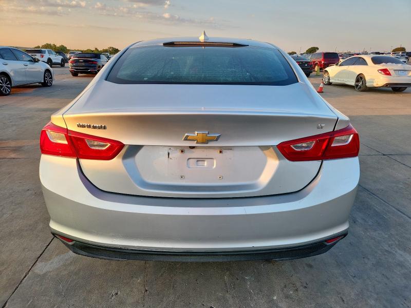 Photo 6 from auction – 2018 CHEVROLET MALIBU LT with VIN 1G1ZD5ST0JF143540
