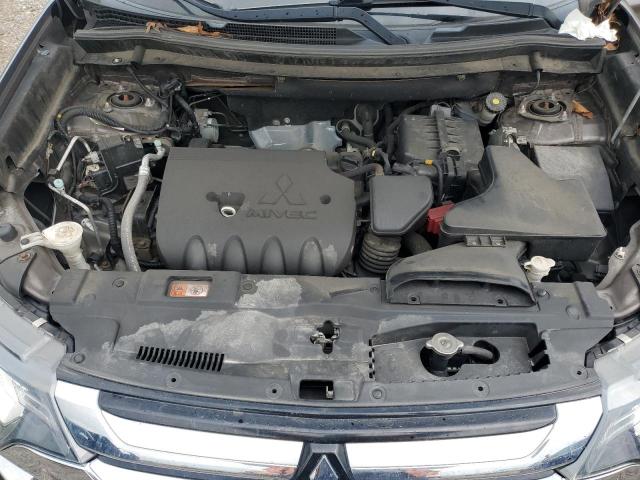 Photo 11 from auction – 2016 MITSUBISHI OUTLANDER with VIN JA4AZ3A37GZ036482