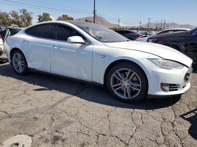 Photo 4 from auction – 2013 TESLA MODEL S with VIN 5YJSA1CG1DFP26820