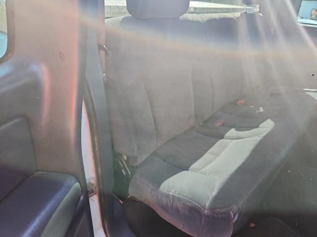 Photo 10 from auction – 2000 CHEVROLET SILVERADO with VIN 2GCEC19T1Y1258365
