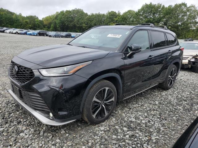 TOYOTA HIGHLANDER 2022 with VIN 5TDLZRBH4NS181845 - Photo from auction