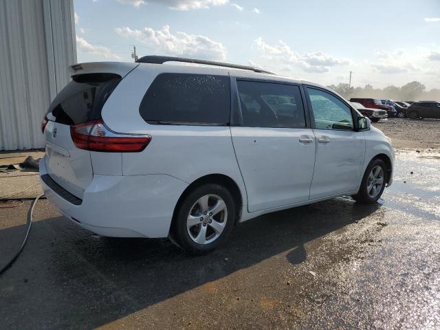 Photo 3 from auction – 2016 TOYOTA SIENNA LE with VIN 5TDKK3DC1GS756260
