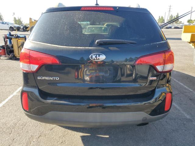 Photo 6 from auction – 2015 KIA SORENTO LX with VIN 5XYKT3A61FG604079