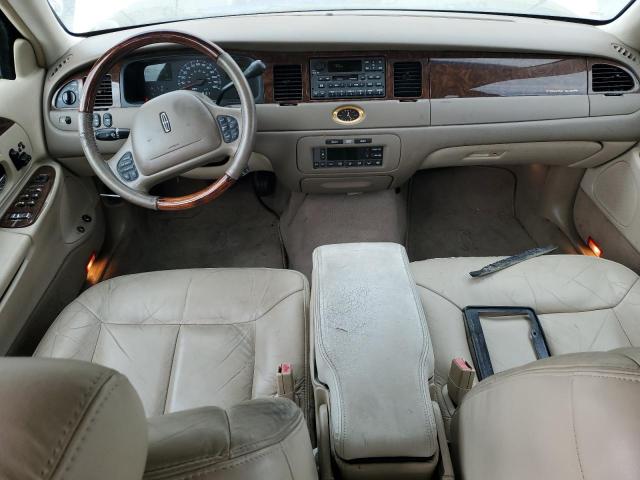 Photo 8 from auction – 2002 LINCOLN TOWN CAR C with VIN 1LNHM83W52Y666700