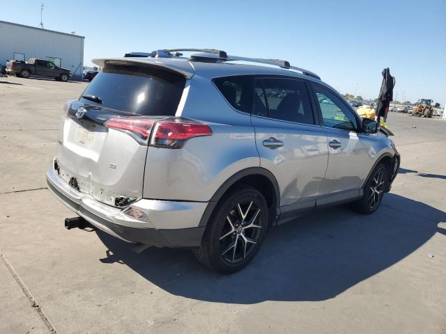 Photo 3 from auction – 2016 TOYOTA RAV4 SE with VIN 2T3NFREV5GW252569