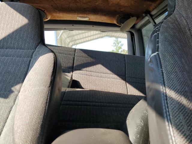 Photo 10 from auction – 2000 JEEP CHEROKEE S with VIN 1J4FF48S4YL101178