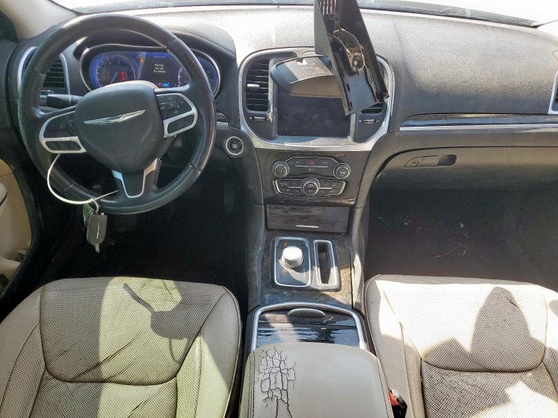 Photo 8 from auction – 2018 CHRYSLER 300 LIMITED with VIN 2C3CCAEG5JH122998