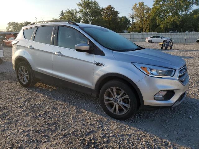 Photo 4 from auction – 2018 FORD ESCAPE with VIN 1FMCU9GD8JUC77533