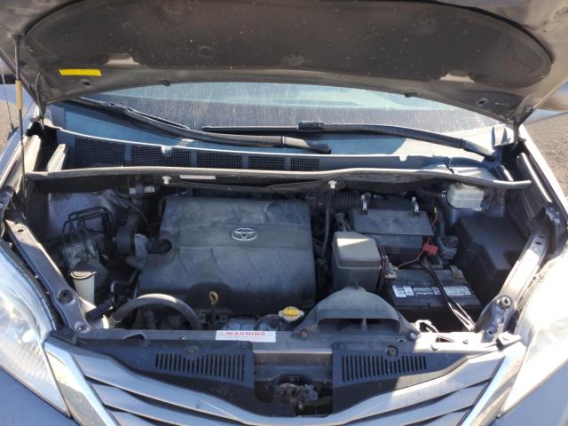 Photo 12 from auction – 2014 TOYOTA SIENNA XLE with VIN 5TDYK3DC6ES503572