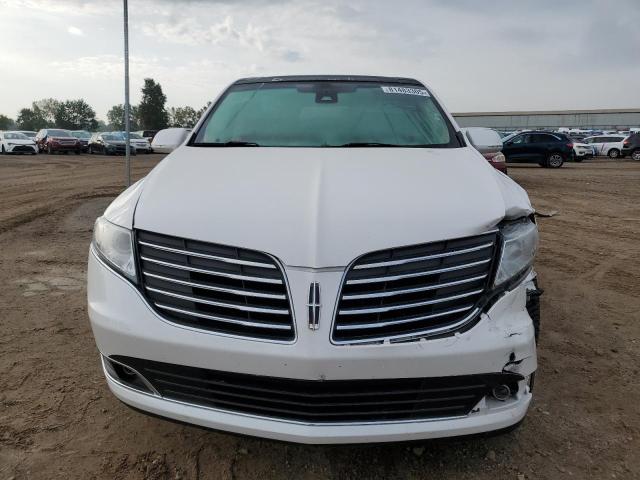 Photo 5 from auction – 2019 LINCOLN MKT with VIN 2LMHJ5AT9KBL02412